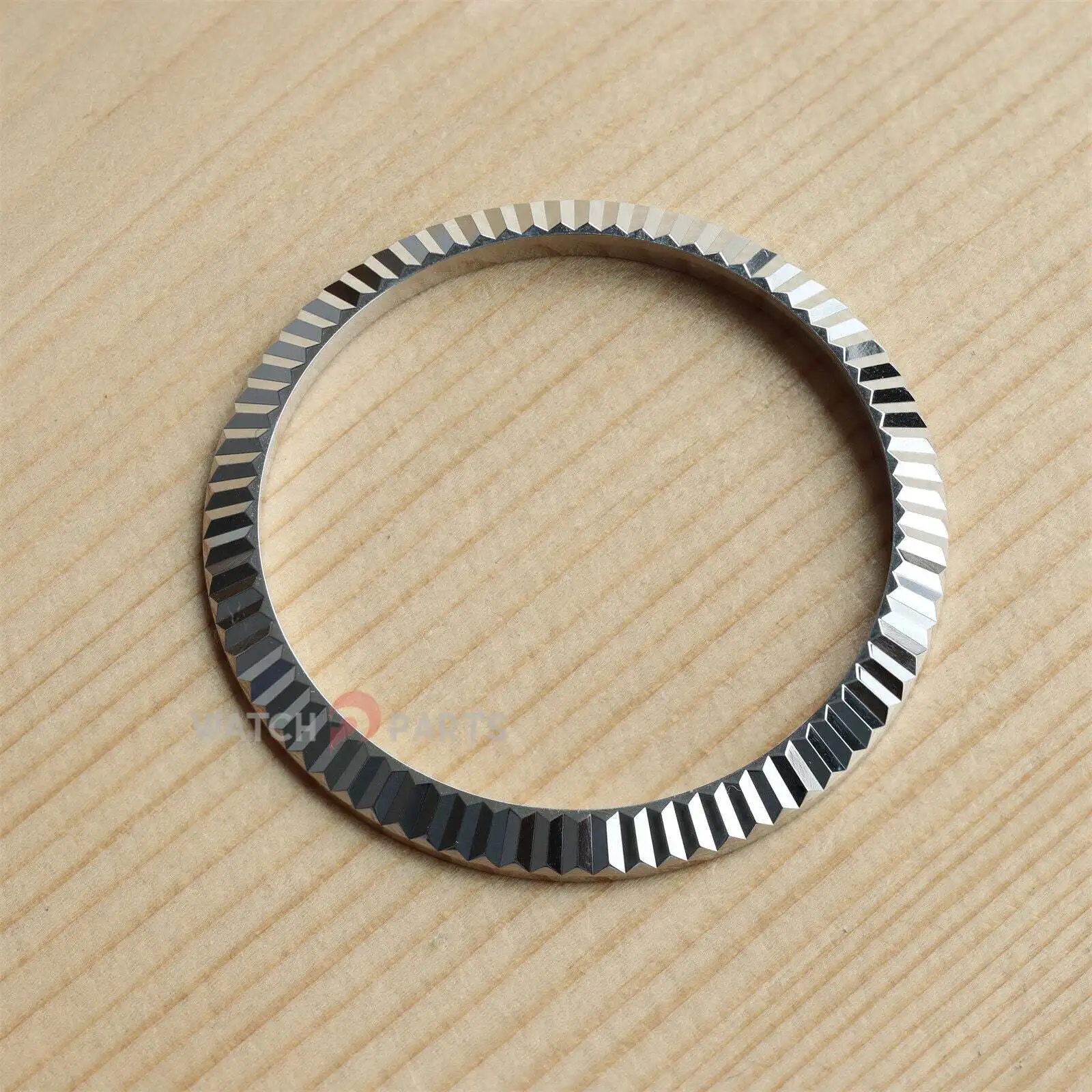 Rolex Watch Datejust - ロレックス用18Kホワイトゴールドベゼル、日付ジャスト41、126334、126300、溝付きリング