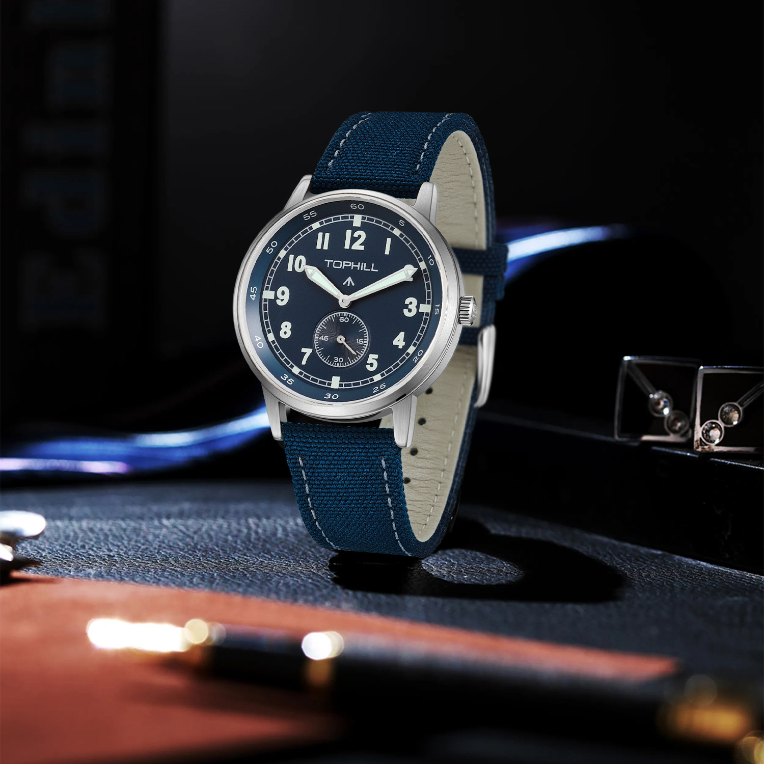 2025年新作 TOPHILL TW099G 40mm ビジ - Canvas Strap Watch のレビューと価格